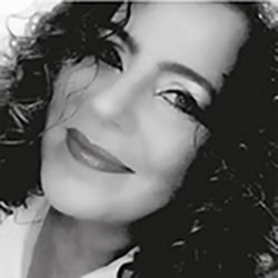 Mg. Claudia Marcella Molina D